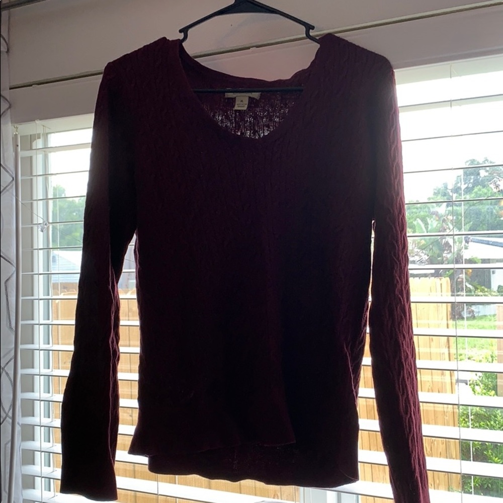 Long sleeve knit pattern shirt. XL